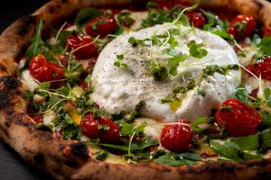 Trattoria Alloro, destaque da Rede Windsor Hoteis, é opção ideal para aproveitar o Dia da Pizza