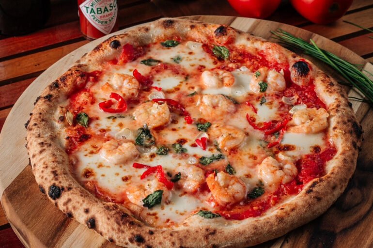 Bar dos Pescadores, em Búzios, lança pizzas nas noites de sextas e sábados