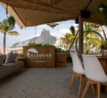 Clássico Beach Club celebra o Dia dos Pais com menu especial nas unidades de Ipanema e Leme